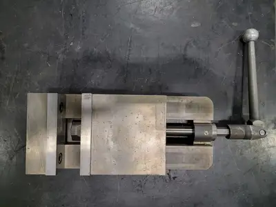 Precision Machine Vise w/ Jaws and Handle