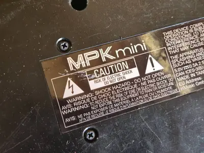 AKAI MPK Mini MIDI Controller - Untested