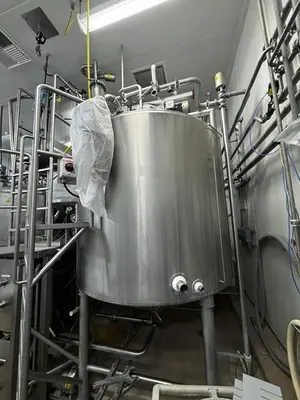Used 2017 QUALTECH TANK 1000 USG Stainless Steel Tanks California US | Machinery & Equipment #1323241
