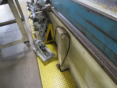 Used 1976 CINCINNATI 14 & 18 MH Cylindrical Grinders Including Plain & Angle Head Michigan US | GCH Machinery #356228