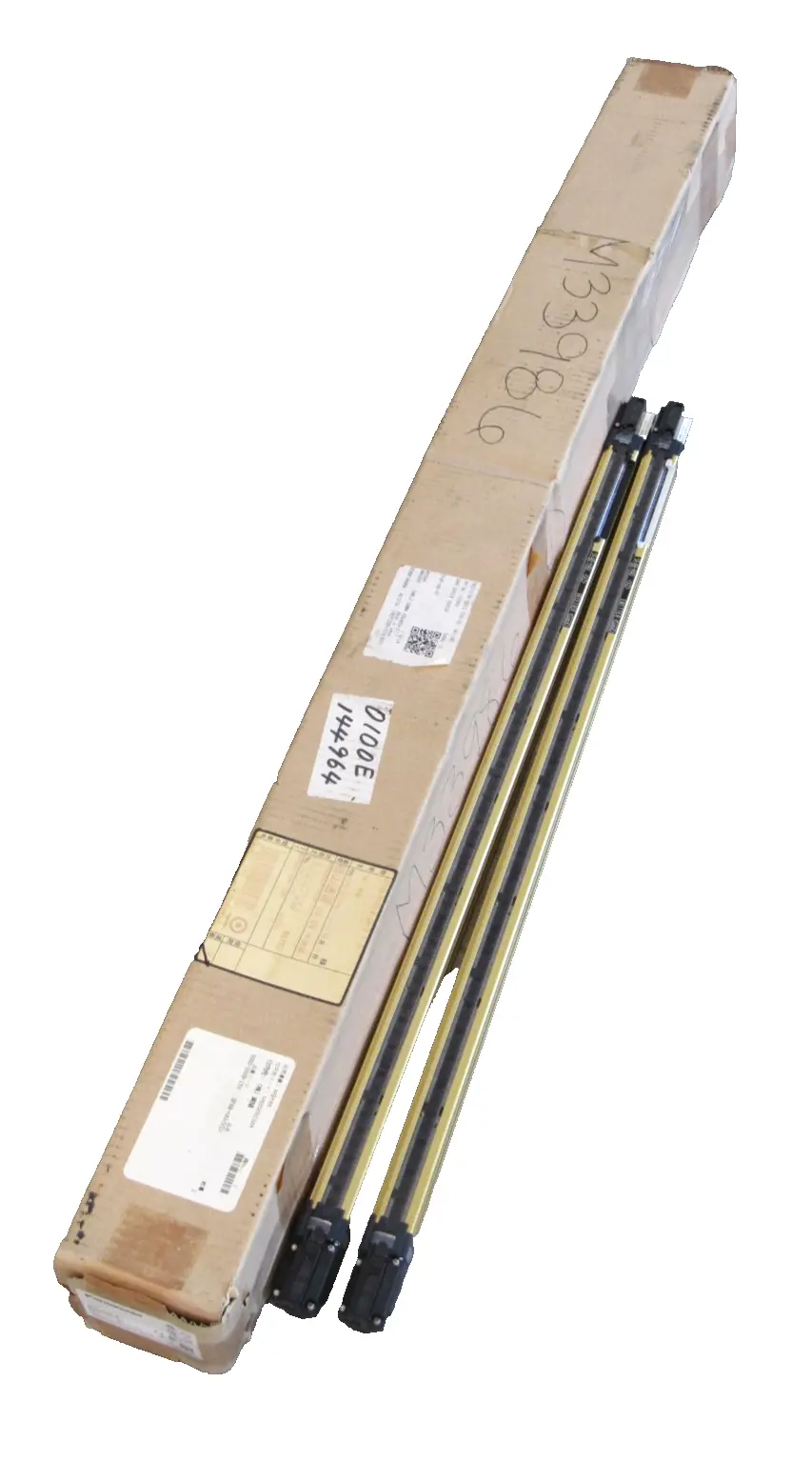 NEW PANASONIC SF4B-H40 EMITTER & RECEIVER LIGHT CURTAIN SET SF4BH40