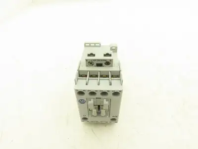 Allen Bradley 700-CF400KD Control Relay 110v 60Hz Coil 600vAC 25A 3Ph 4NO Ser A