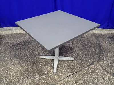 36" X 36" X 29" Table