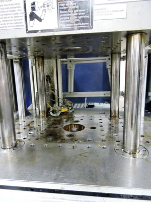 USED 2004 BATTENFELD V600/125