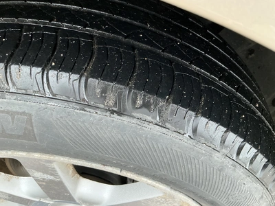 USED 2005 CADILLAC SRX
