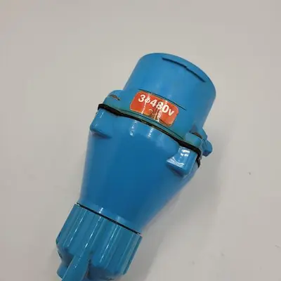 USED MELTRIC MELTRIC DS 32 50 P INLET POLY BLUE 480V 30A