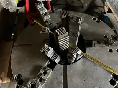 USED CHUCKS DIA 630 MM / BORE 250 MM