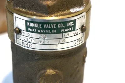 NEW KUNKLE MODEL 20 SAFETY RELIEF VALVE 1/2"