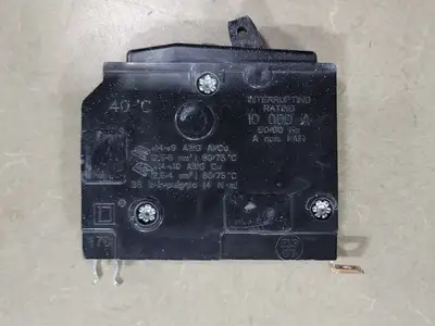 USED SQUARE D QOB125