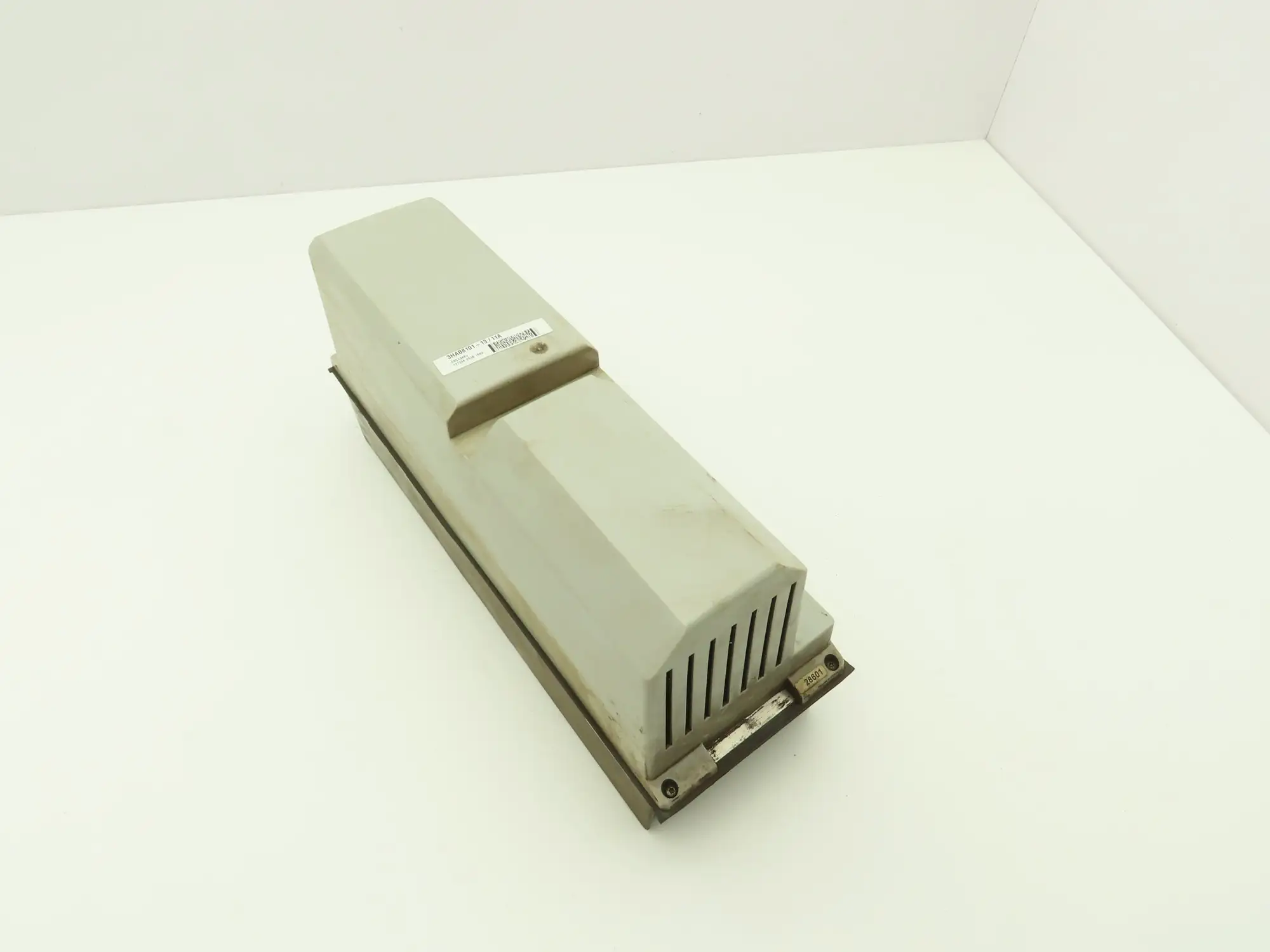 ABB 3HAB8101-13/11A Inmotion Industrial Robot Servo Drive Rectifier Unit