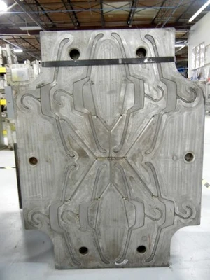 Hanger 18" mold