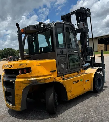 2015 HYUNDAI 70D-9 Forklifts | JYC EQUIPMENT (5)