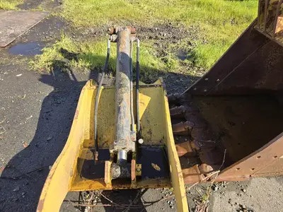 USED 2010 CATERPILLAR 315