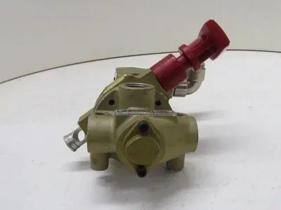Ross 2773A3954 120 Volt Solenoid Valve 3/8" NPT NEW