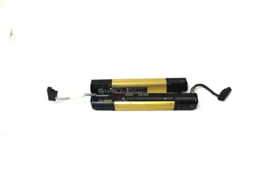 USED SUNX SF4B-H12