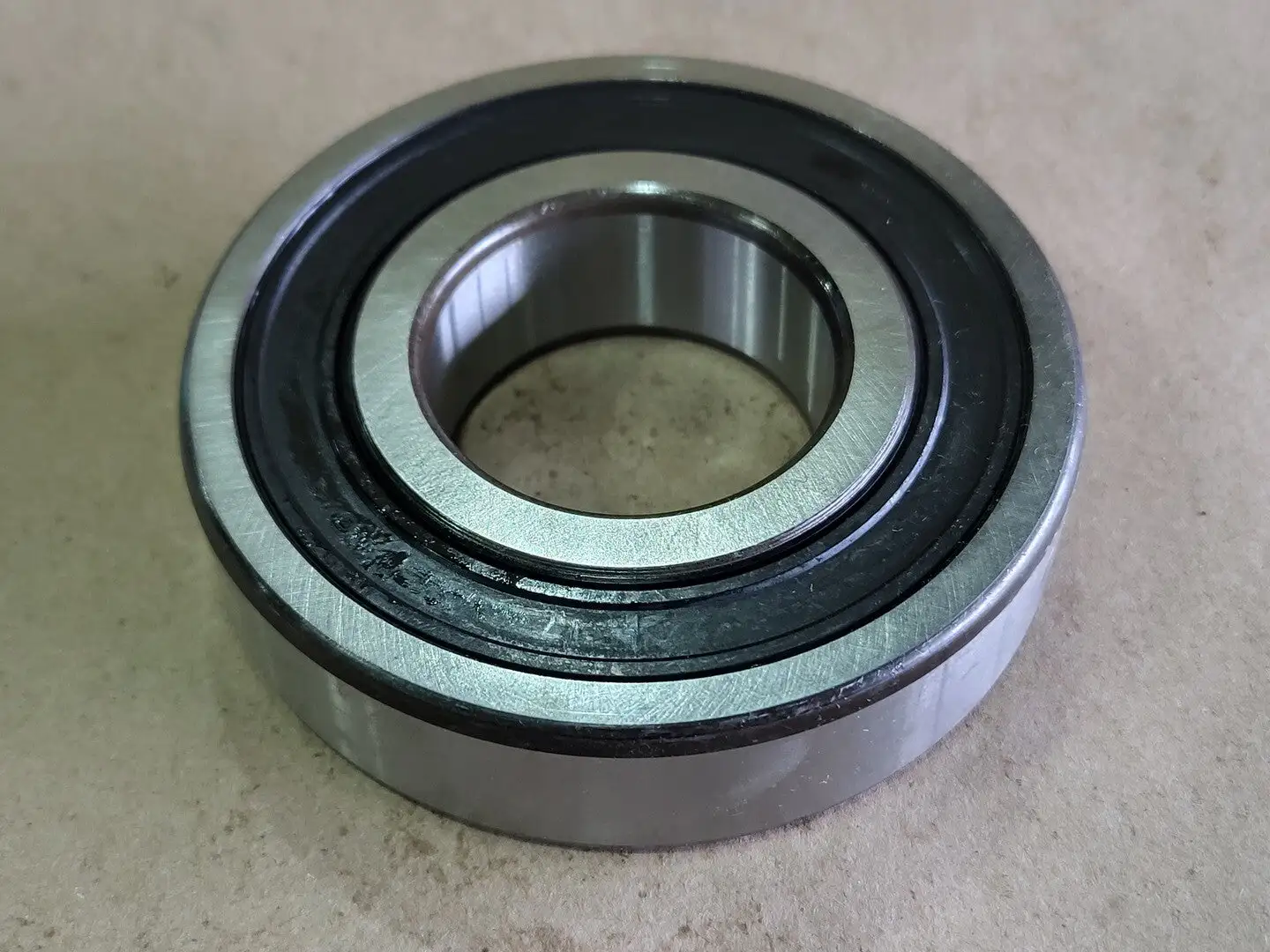 NEW SKF 6309-2RS1/C3