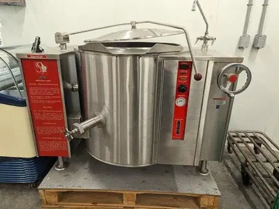 USED 2009 STEAMCAN GLT-30