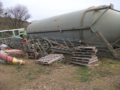 160 Cu. M M/S Vertical Powder Hoppers