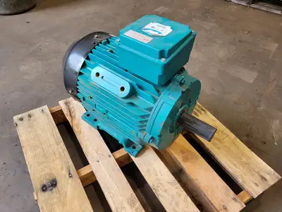 Used BROOK CROMPTON BC2M020-4 Motors (misc) British Columbia CA | Lenmark #1439940