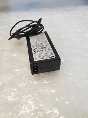 USED SAMSUNG S22A300B