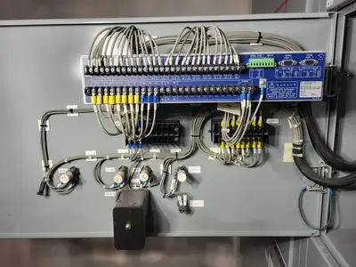 25kV 1200A 3ph Switchgear Unit w/ (2) Power Vac Breaker VB1 27.0-16-0
