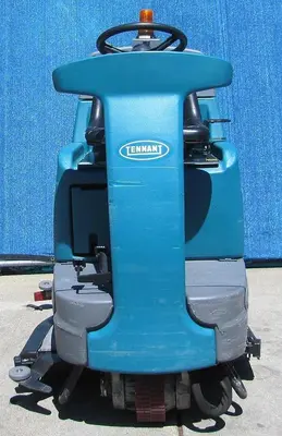USED TENNANT T7
