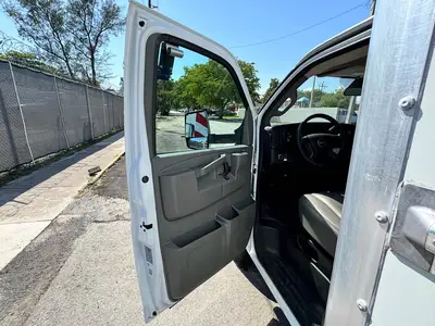 Used 2021 GMC SAVANA CUTAWAY Box trucks Florida US | Truck and Van Outlet #1509173
