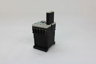 USED SIEMENS 3RT1015-1BB42