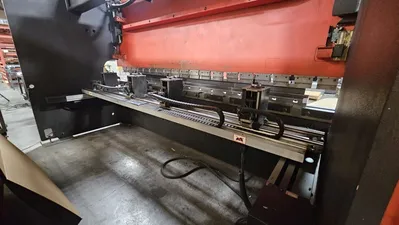1995 AMADA HFB-125 Press Brakes | Used Fab Machines (3)