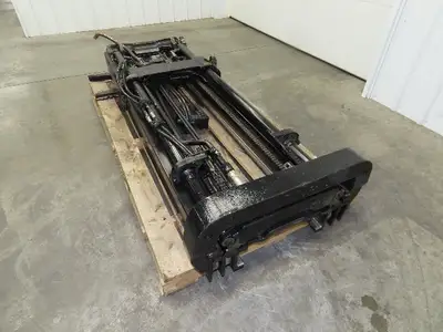 Hyster E50XM-33 Forklift Mast 189" 3-Stage Tilt Class 2 Electric 4950lbs