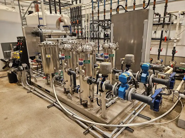 Used 2011 CORIX UV-200-2 Parts (Hydraulics and Pneumatics) British Columbia CA | Lenmark #295646