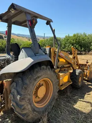 Used 2001 CASE 570LXT Skid Loaders California US | Ben Kaplan Equipment #1452560