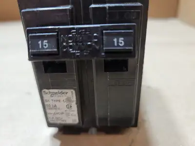 Used SCHNEIDER ELECTRIC CHOM220 Circuit Breakers British Columbia CA | Lenmark #1488962