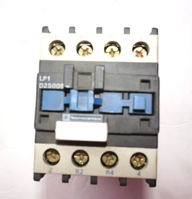 USED TELEMECANIQUE LP1-D25008 CONTACTOR LP1D25008
