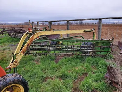 USED JOHN DEERE 896AP