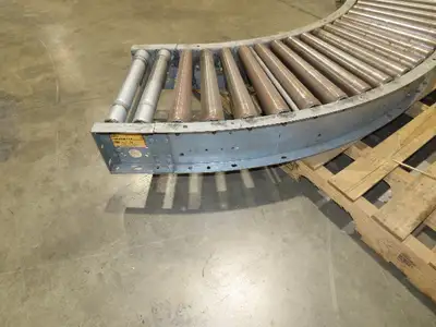 Hytrol 18"x 79" Galvanized Steel 90° Curve Gravity Roller Conveyor Section 15"BF