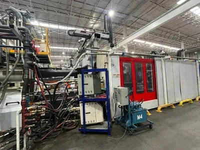 2008 CINCINNATI MILACRON MG1800 Injection Molding Horizontal/Vertical | Machinery Network (4)