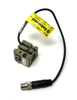 USED DESTACO PNEUMATIC 2-JAW PARALLEL GRIPPER W/ OHSP-017 SENSOR SWITCH