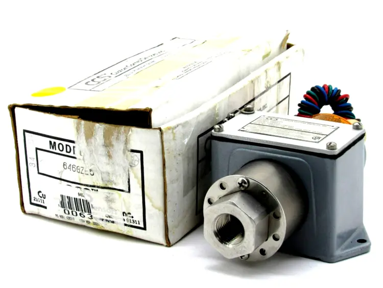 New | in-Stock CUSTOM CONTROL SENSORS _UNKNOWN_ Pressure Switches | SB Industrial Supply #814350