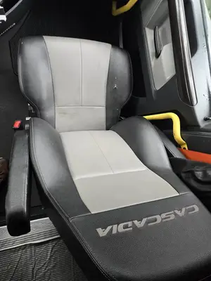 Used 2022 FREIGHTLINER CASCADIA 116 Conventional trucks California US | Ben Kaplan Equipment #1419683