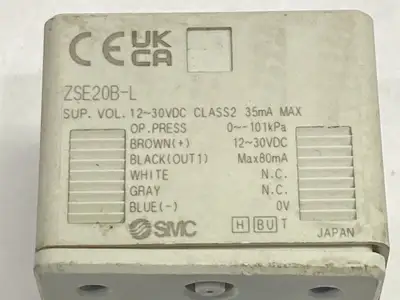 ZSE20B-L | SMC  Digital Vacuum Sensor 12-30VDC - Used