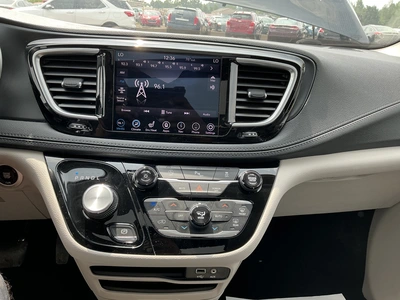 Used 2020 CHRYSLER PACIFICA Vans Michigan US | Miedema Asset Management Group #1315937