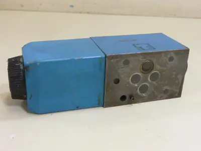 USED VICKERS DG4V-3-2AL-M-U-HL7-60