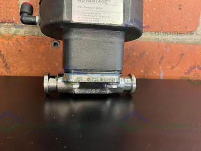 USED ITT PURE FLO 9920 DIAPHRAGM VALVE 90 PSI W/ 3/4" SANITARY FITTINGS