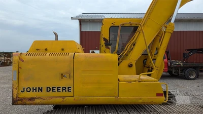 USED 1988 DEERE 490D