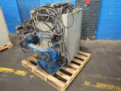 USED 2013 YASKAWA MOTOMAN MH6