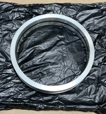 NEW SKF LOR123