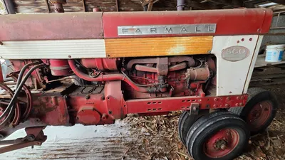 FARMALL 560 Tractor | Iron Listing (38)