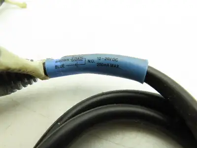 Keyence EV-118M Proximity Sensor  Lot of 5