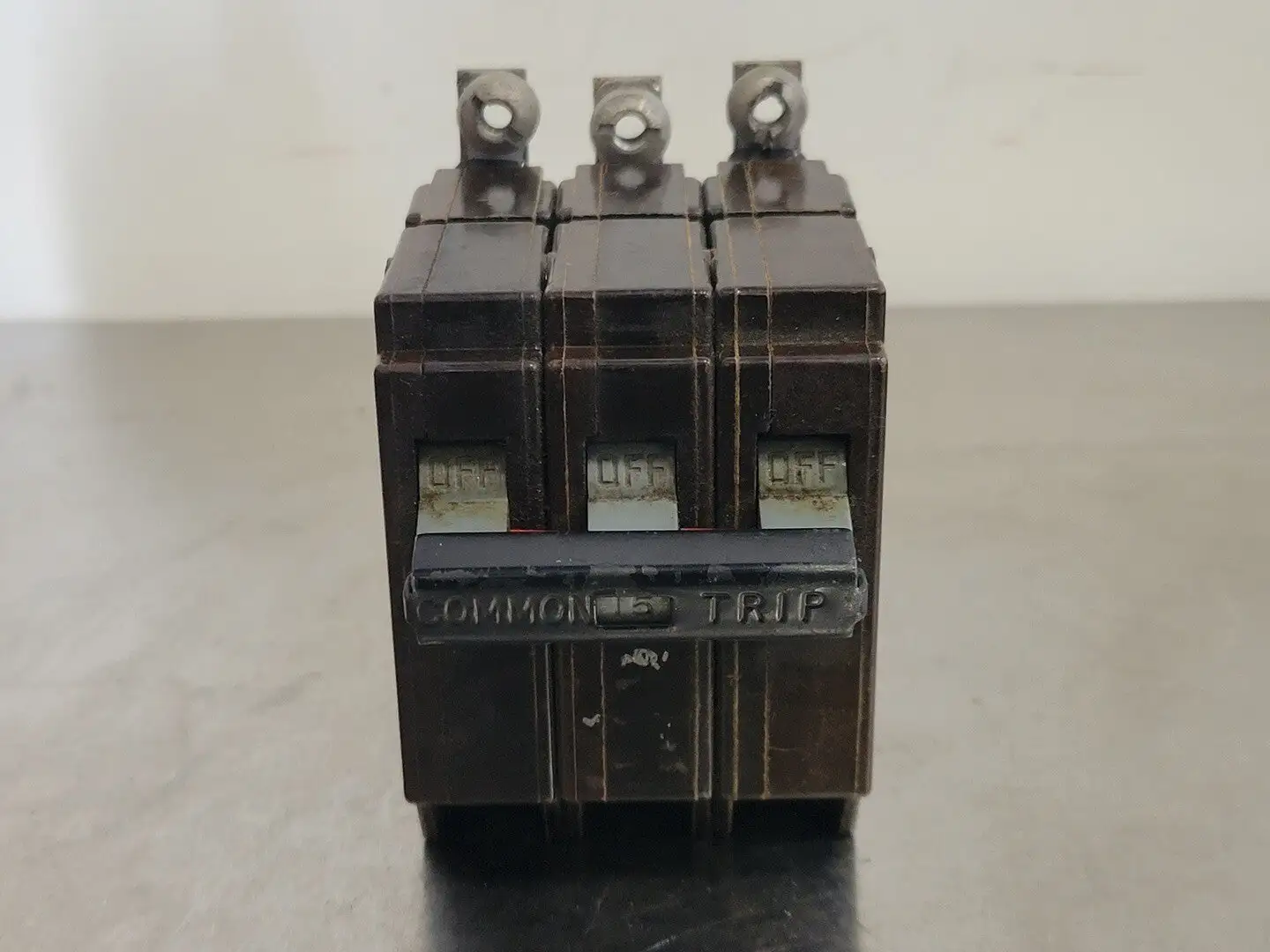 USED CUTLER-HAMMER CHB315